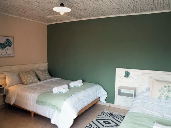 1 bedroom, WiFi, bed sheets