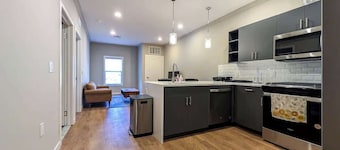 224 Brand New 1 Bedroom, 1 Bath, 1 Kitchen, 1 Liv