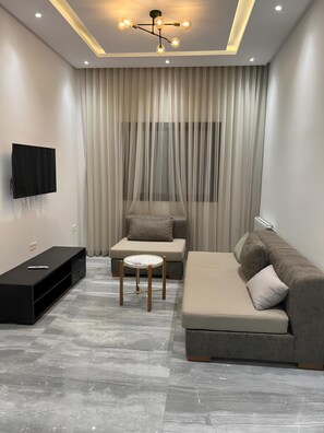 TV - Studio S+1 Sahloul 4 Sousse (Sousse)