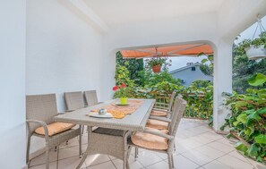 Outdoor dining - 2 bedroom stunning apartment in Krk (Krk)