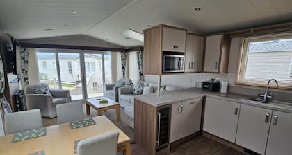 Mini Lodge Robin Hood Holiday Park