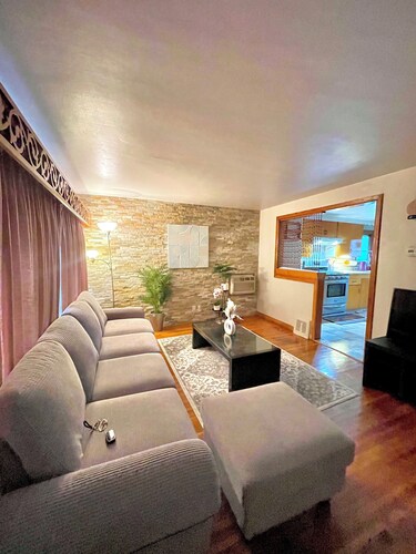 Cozy Home in Cheektowaga