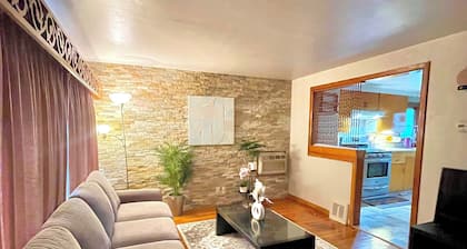 Cozy Home in Cheektowaga