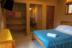 1 camera, Wi-Fi gratuito, lenzuola