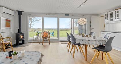 3 bedroom lovely home in Bjert