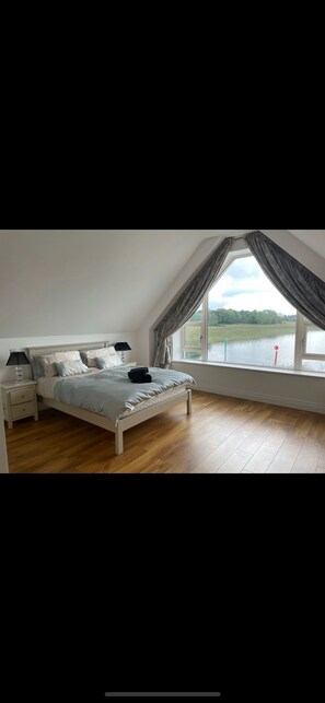 Appartement | 3 chambres, Wi-Fi gratuit, draps fournis