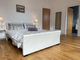 Apartamento | 3 dormitorios, wifi gratis, ropa de cama