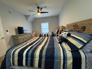 1 quarto, escrivaninha, ferros/tábuas de passar roupa, Wi-Fi