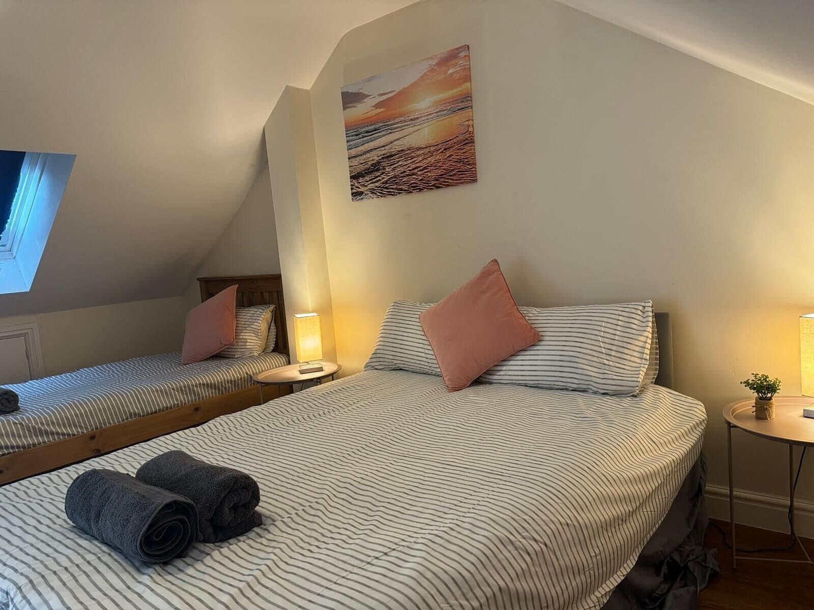 House | 3 bedrooms, iron/ironing board, free WiFi, bed sheets