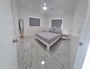 3 Schlafzimmer, Bügeleisen/Bügelbrett, Reisekinderbett, kostenloses WLAN