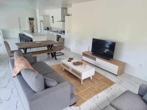 تلفزيون ذكي، كُتُب