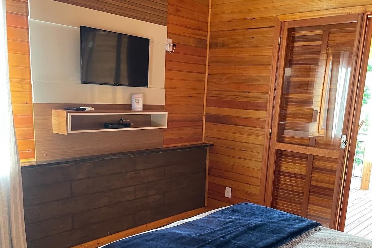 Deluxe Apartment, River View | 1 bedroom, free WiFi