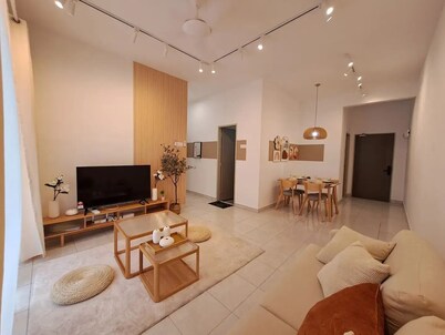 Youth City Residence/ 2 Room/ KLIA/ Nilai/ Pool