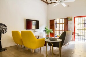 Interior - Stay in Trendy Getsemaní – Gorgeous Space in Cartagena’s Hottest Neighborhood! (Cartagena de Indias)