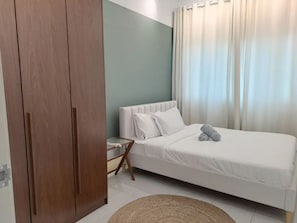 3 chambres, fer et planche Ă repasser, Wi-Fi, draps fournis