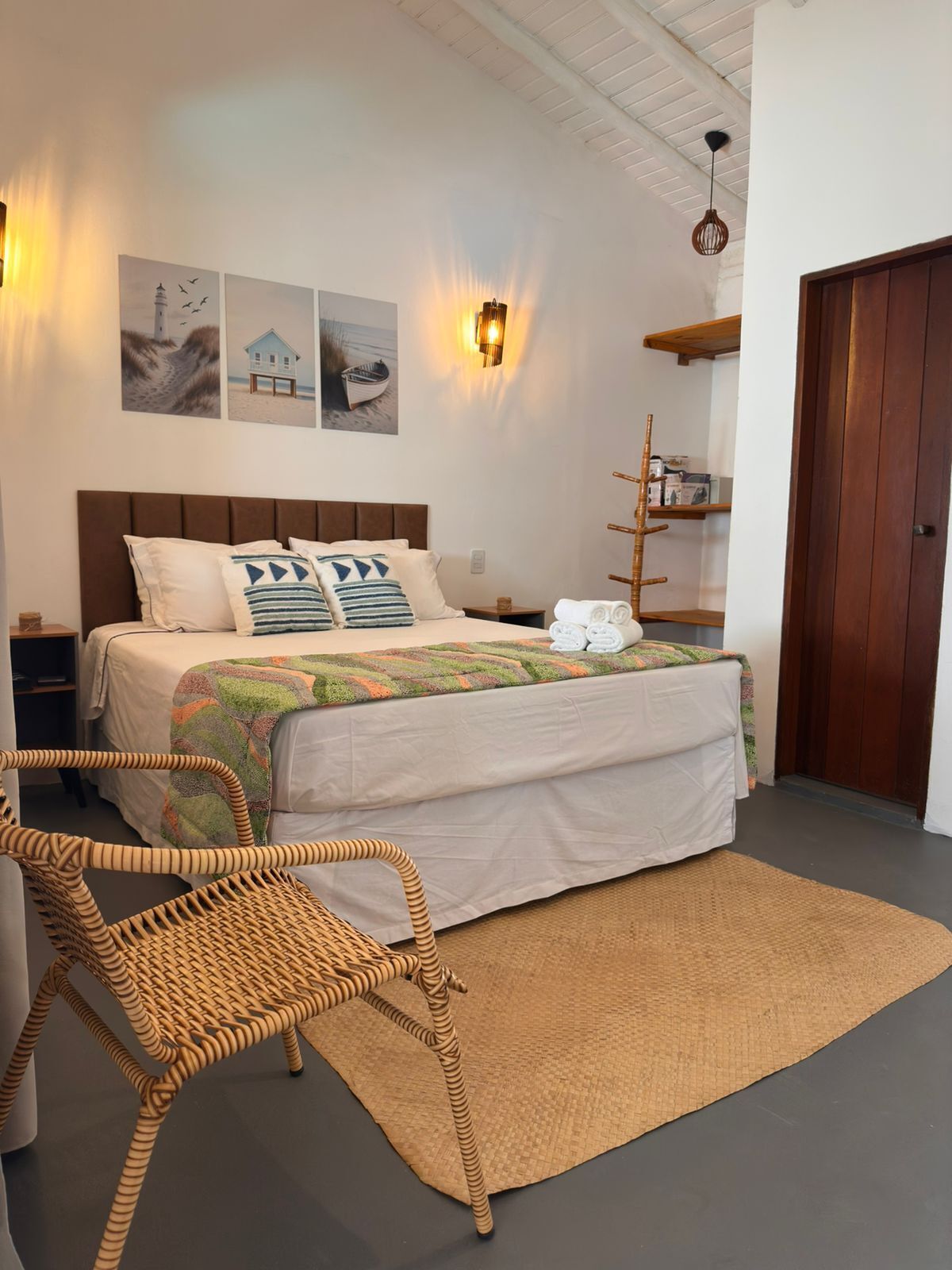 Economy-dobbeltværelse | Pengeskab på værelset, arbejdsområde til bærbare computere