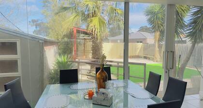 3 Bedroom cozy villa in Werribee near Werribee CBD and other amenities