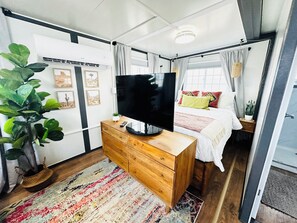 2 soverom og sengetøy