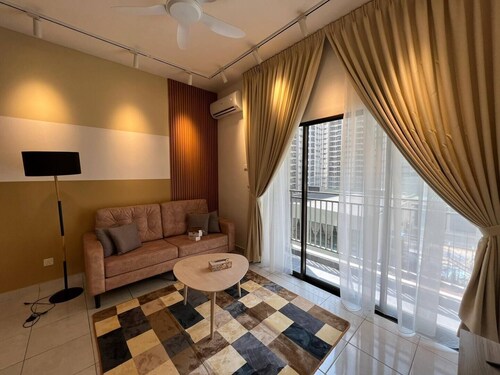 Youth City Residence/ 2 Room/ KLIA/ Nilai/ Pool
