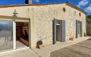 Exterior detail - Cozy home in Castelnau-sur-Gupie (Castelnau-sur-Gupie)