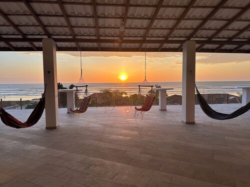 Munay apartments with spectacular ocean view