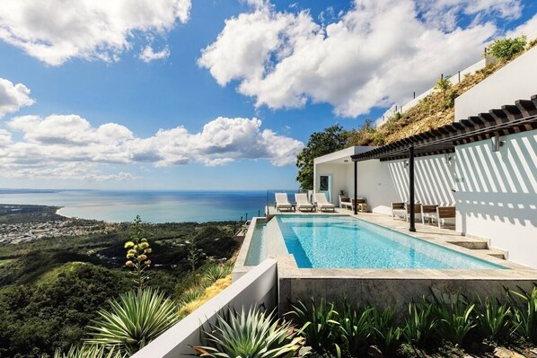 A heated pool - Adults Only! Desecheo Suite III at Ocaso Luxury Villas (Rincon)