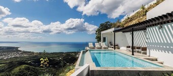 Adults Only! Garden Apartment I at Ocaso Luxury Villa