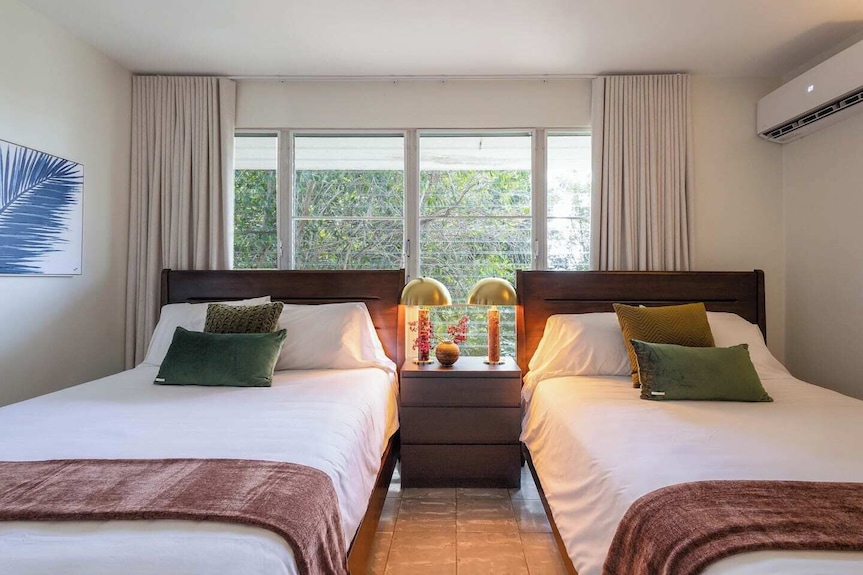 Stunning 1950's Grand House Nestled In Lush Greenery Overlooking The Bay - Aguadilla