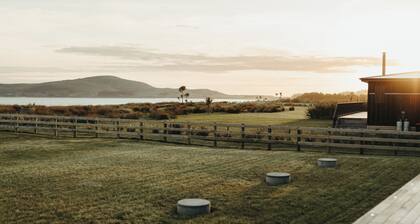 Luxury Beach House in Colac Bay/Riverton