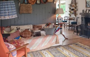 Televisión, chimenea