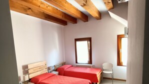 Kamar Triple Klasik