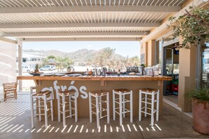 Bar (en la propiedad)