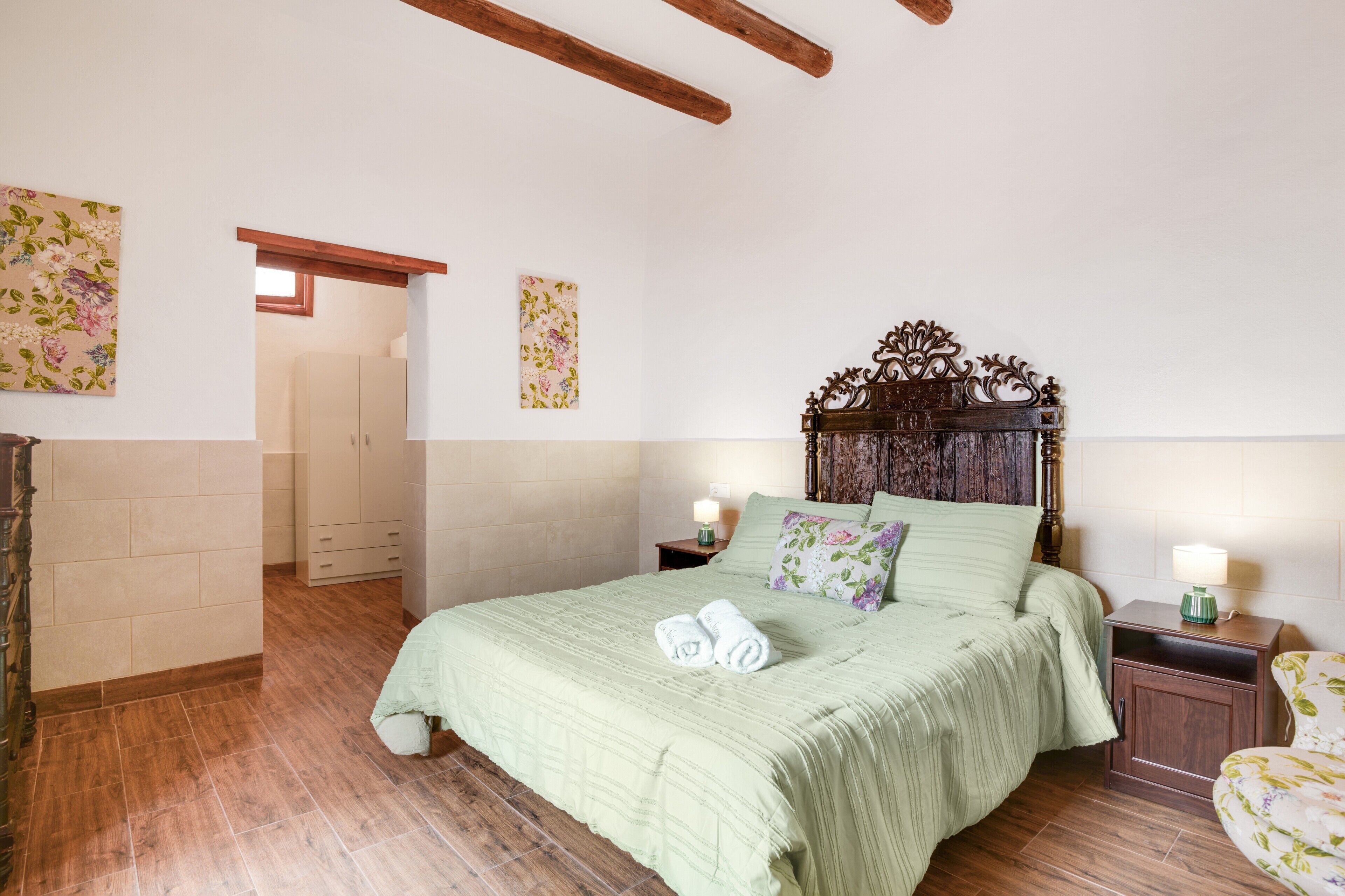 3 habitaciones, tabla de planchar con plancha y wifi gratis 
