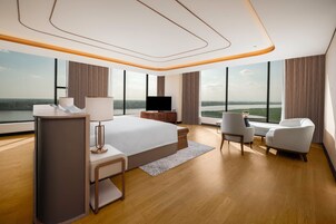 Premium bedding, minibar, in-room safe, blackout curtains