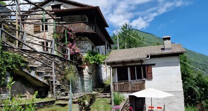 Ferienhaus 'Casa Grande' mit privatem Garten, Balkon und Wi-Fi