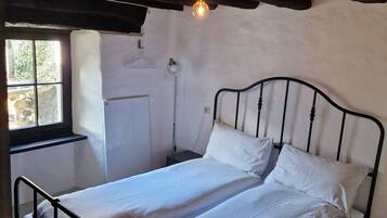 3 chambres, Wi-Fi gratuit, draps fournis