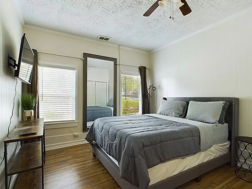 2 chambres, bureau, fer et planche à repasser, Wi-Fi gratuit