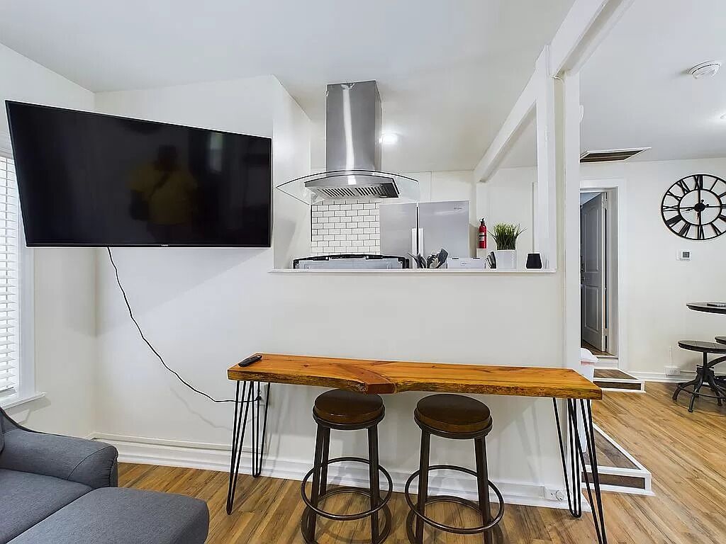 TV connectée, jeux vidéo, livres, écrans d'ordinateur