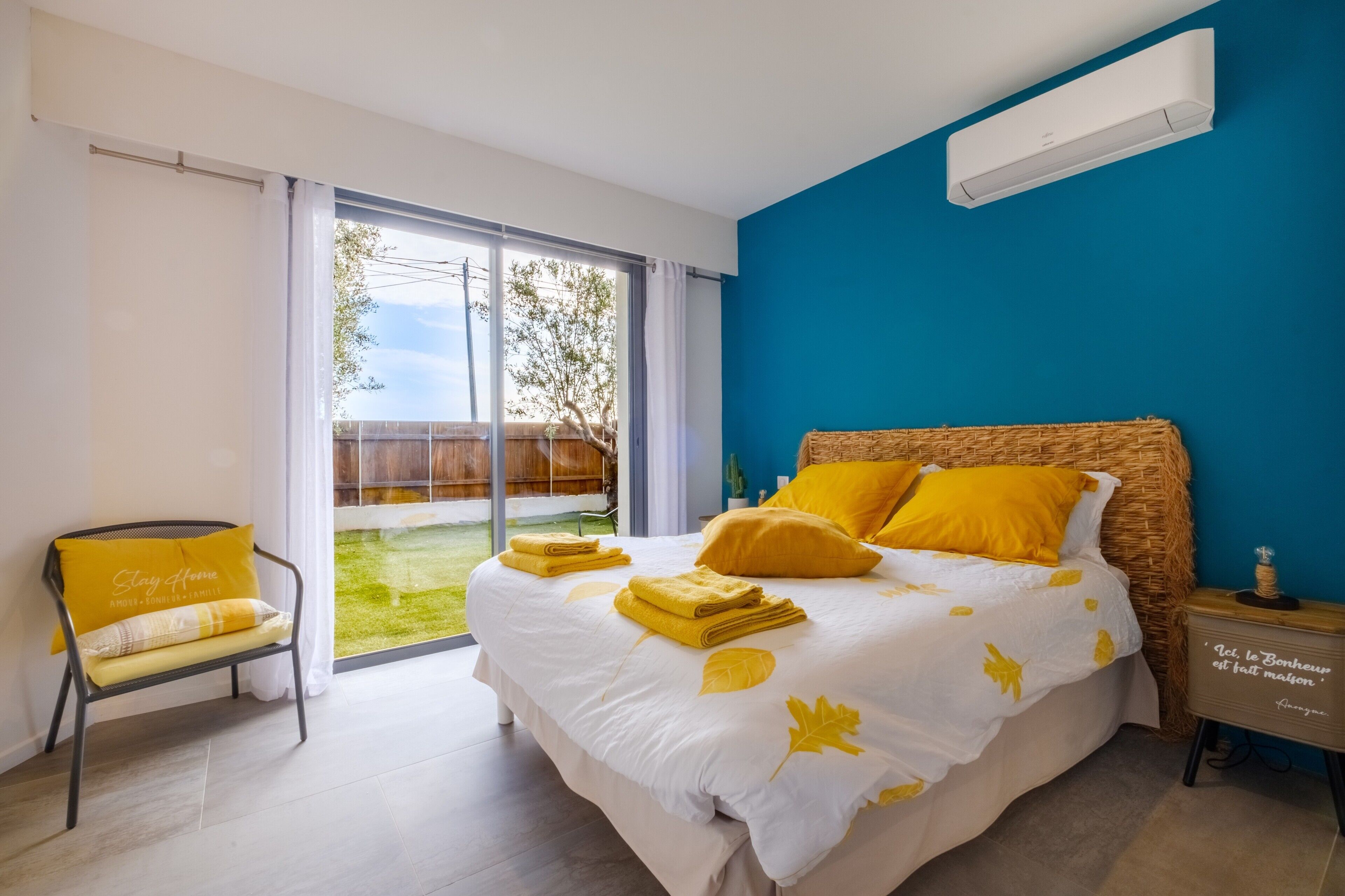 3 chambres, fer et planche à repasser, Wi-Fi gratuit, draps fournis