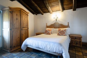 4 chambres, Wi-Fi gratuit, draps fournis