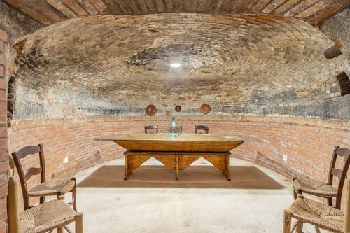 Rural House 'Casa Estel Miracle' with Private Terrace and Courtyard