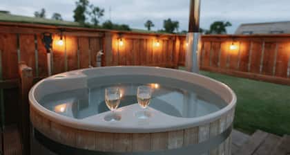 Cosy Cabin with Hot Tub near the Yorkshire Dales
