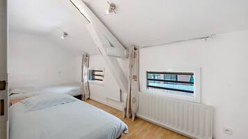 2 bedrooms, free WiFi, bed sheets