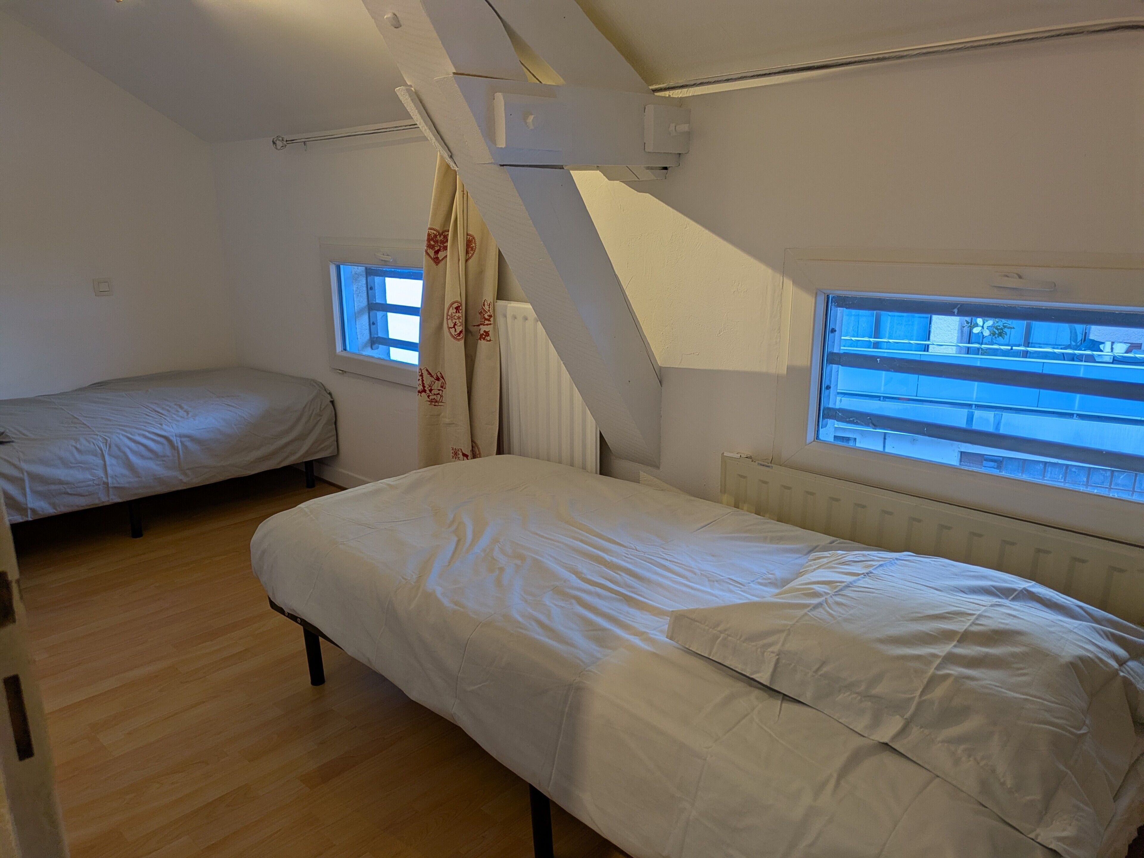 2 habitaciones, wifi gratis y ropa de cama 