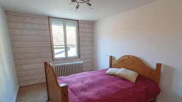 2 makuuhuonetta, ilmainen Wi-Fi, vuodevaatteet