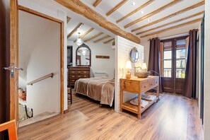 1 makuuhuone, silitysrauta/-lauta, ilmainen Wi-Fi, vuodevaatteet