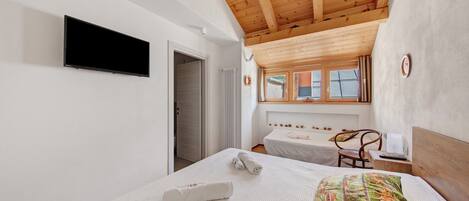 1 chambre, Wi-Fi gratuit, draps fournis