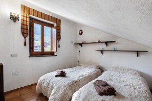 3 camere, ferro/asse da stiro, Wi-Fi gratuito, lenzuola