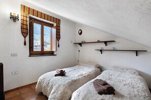 3 dormitoris, planxa i posts de planxar, wifi gratuïta i roba de llit 