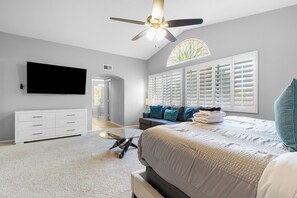 5 bedrooms, desk, iron/ironing board, free WiFi